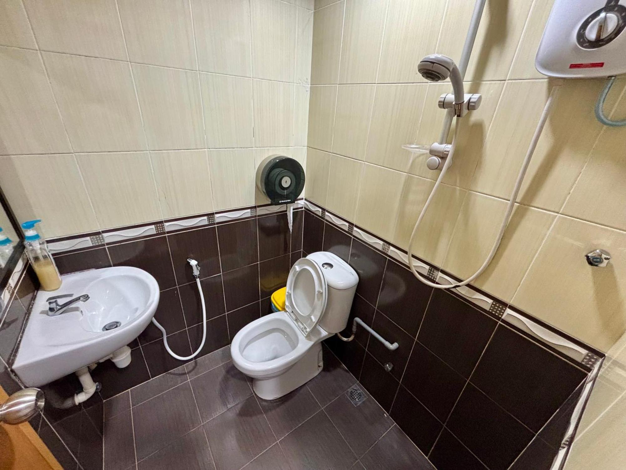 Meng Meng Guesthouse Kuantan Kültér fotó
